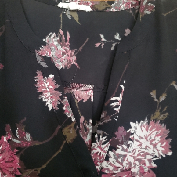 Maurices Floral Side Button Blouse - Picture 7 of 9